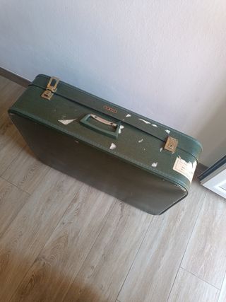 Maleta vintage de viaje