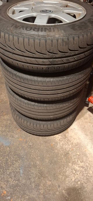 4 Llantas VW con cubiertas