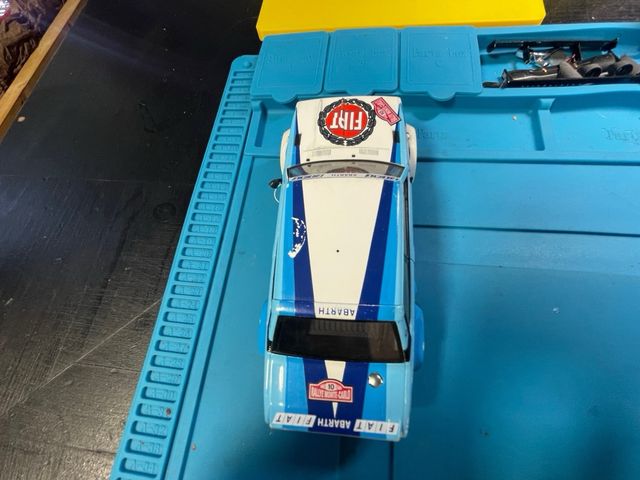 Coche Scalextric Fiat 131 marca Scalextric