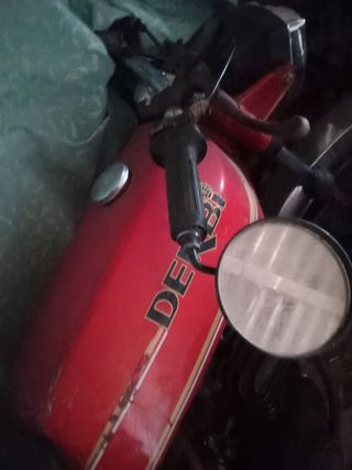 Moto Derbi antigua 