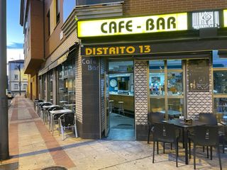 Cafetería-Bar Distrito 13: Traspaso negocio