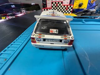Coche Scalextric Lancia Delta Integrale 