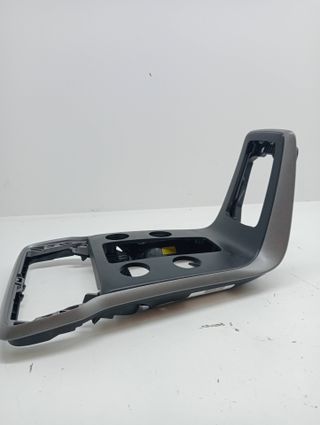 CONSOLA CENTRAL VOLVO V40 KINETIC
