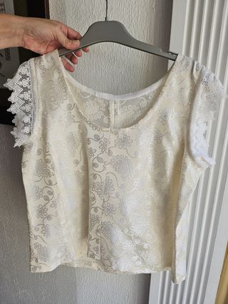 Blusa beige y con aguas- Talla 38/40