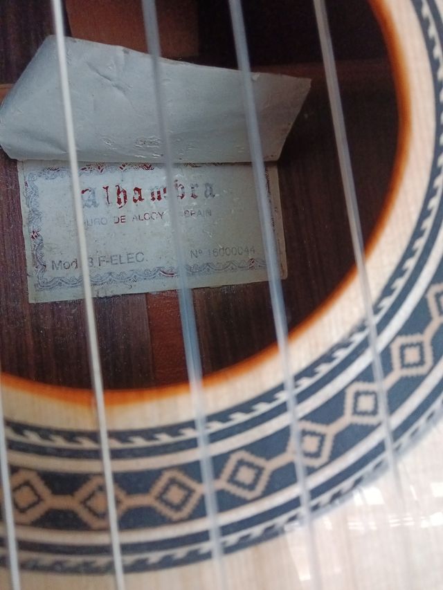 Guitarra Alhambra 3F flamenca (1998). ultimo toke