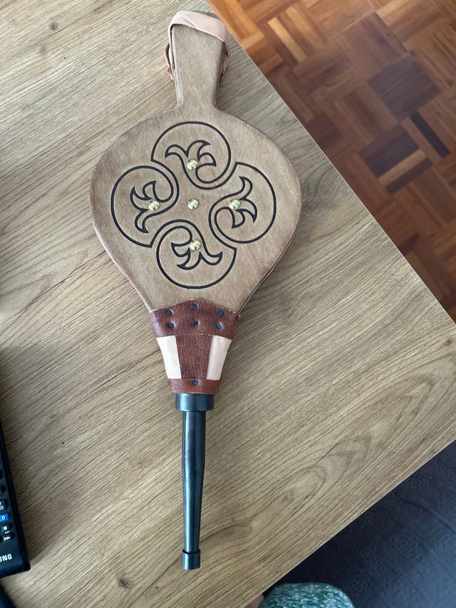 Fuelle de piel - Instrumento de fuelle