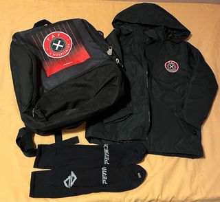 Uniforme fútbol niñ@: camiseta, pantalón, chándal.