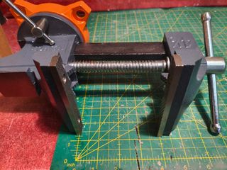 Tornillo de banco de 4/5 pulgadas 