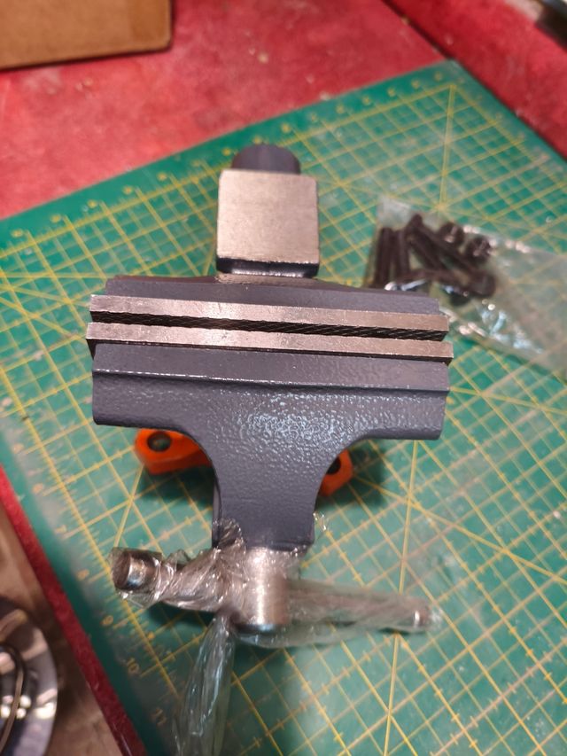 Tornillo de banco de 4/5 pulgadas 