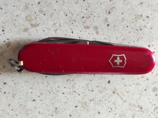 Coltellino Victorinox rosso