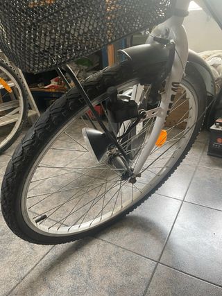 Bicicleta City 40 paseo blanca