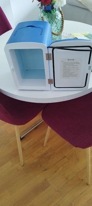 Mini nevera AstroAI 4L - Azul