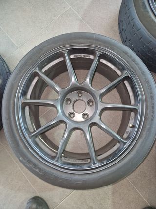 Racing Division 18x8.5 5x100 + pirelli tropheo r