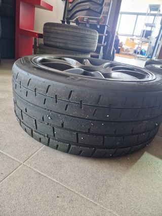 Racing Division 18x8.5 5x100 + pirelli tropheo r