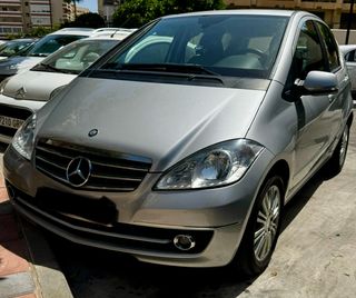 Mercedes-Benz Clase A 180CDI ELEGANCE