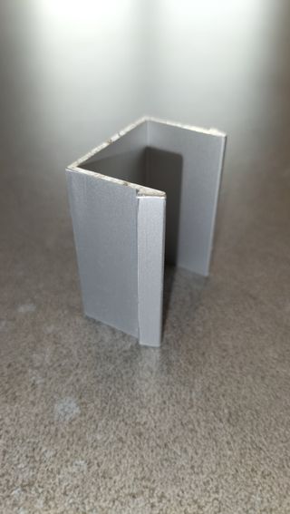 FIXACIONS DE PERFILS D'ALUMINI