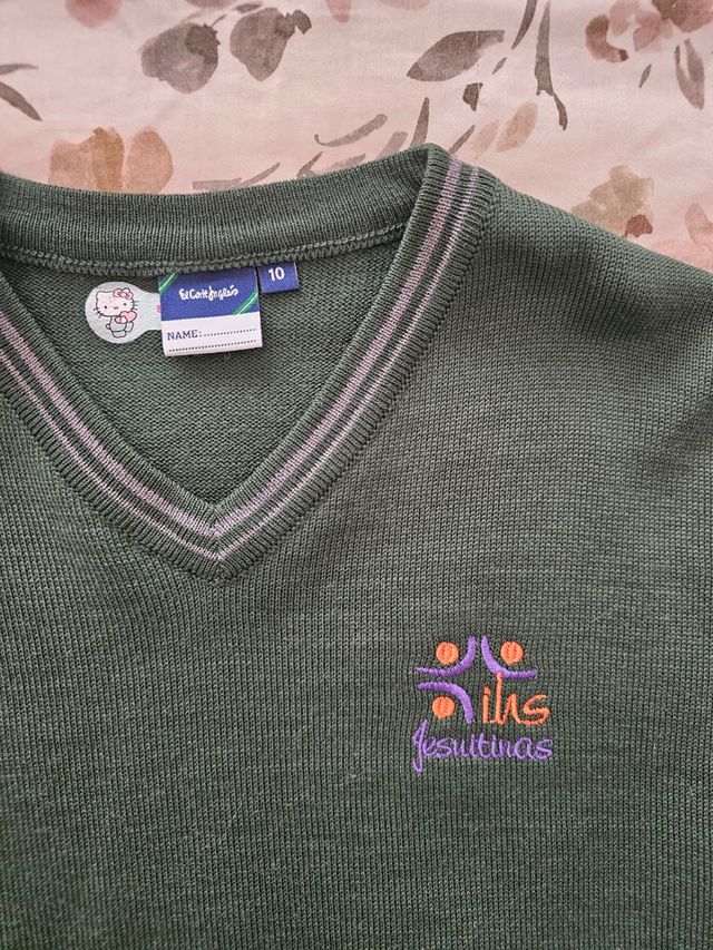 Uniforme Colegio Jesuitinas niña 10 años