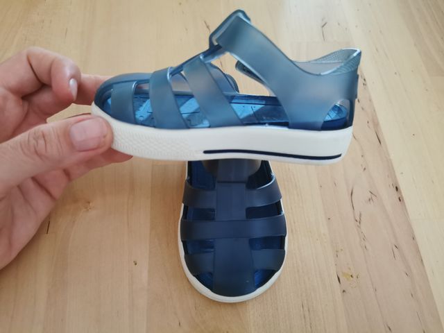 Sandalias Igor bebé, azul marino