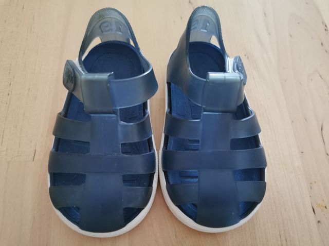 Sandalias Igor bebé, azul marino