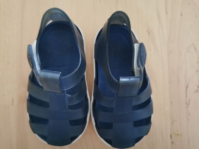 Sandalias Igor bebé, azul marino