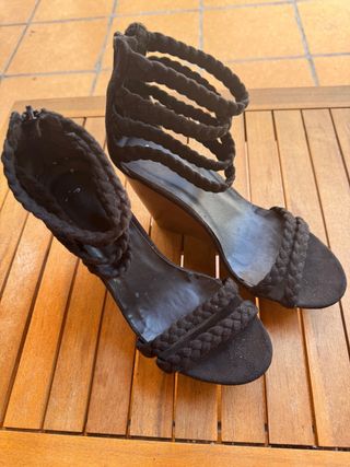 Sandalias cuña negras