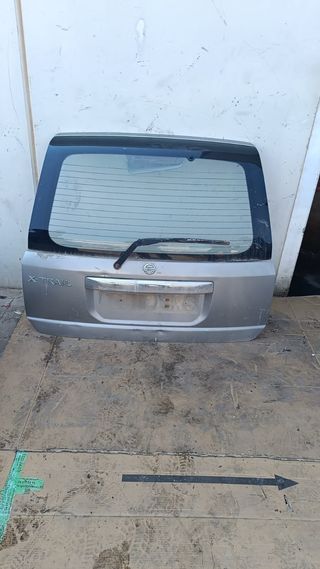 PORTÓN TRASERO NISSAN X-TRAIL