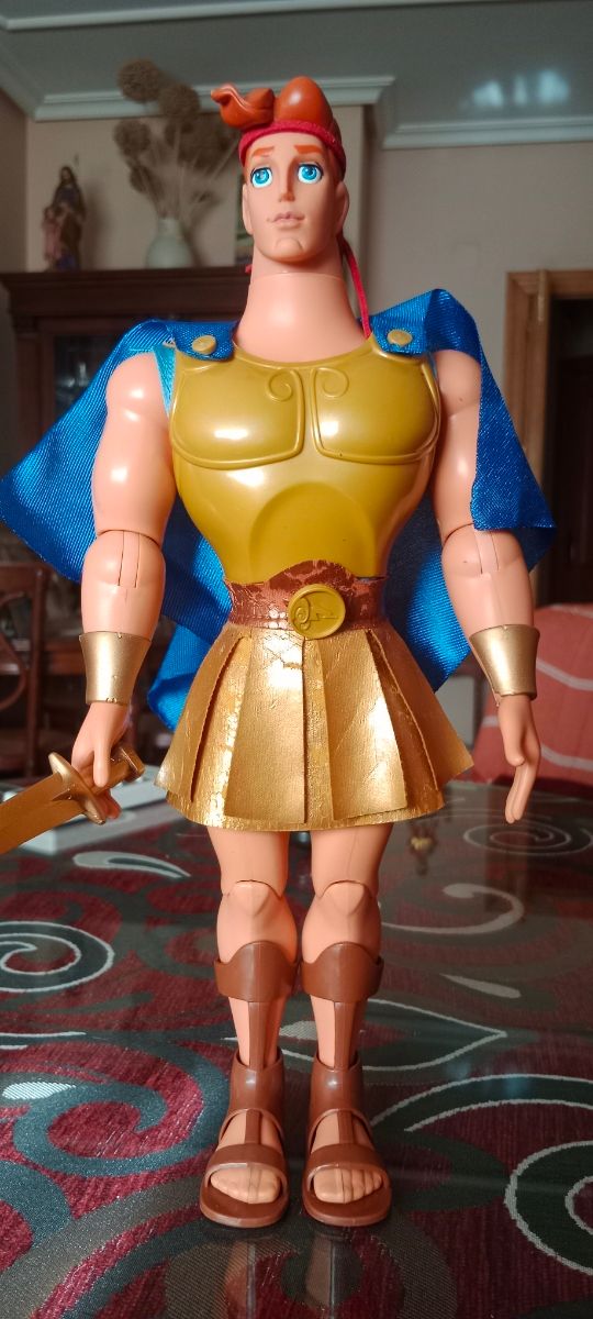 Muñeco Golden Glow Mattel