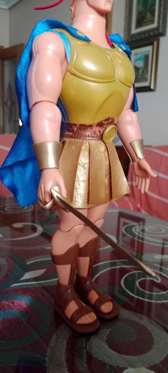 Muñeco Golden Glow Mattel