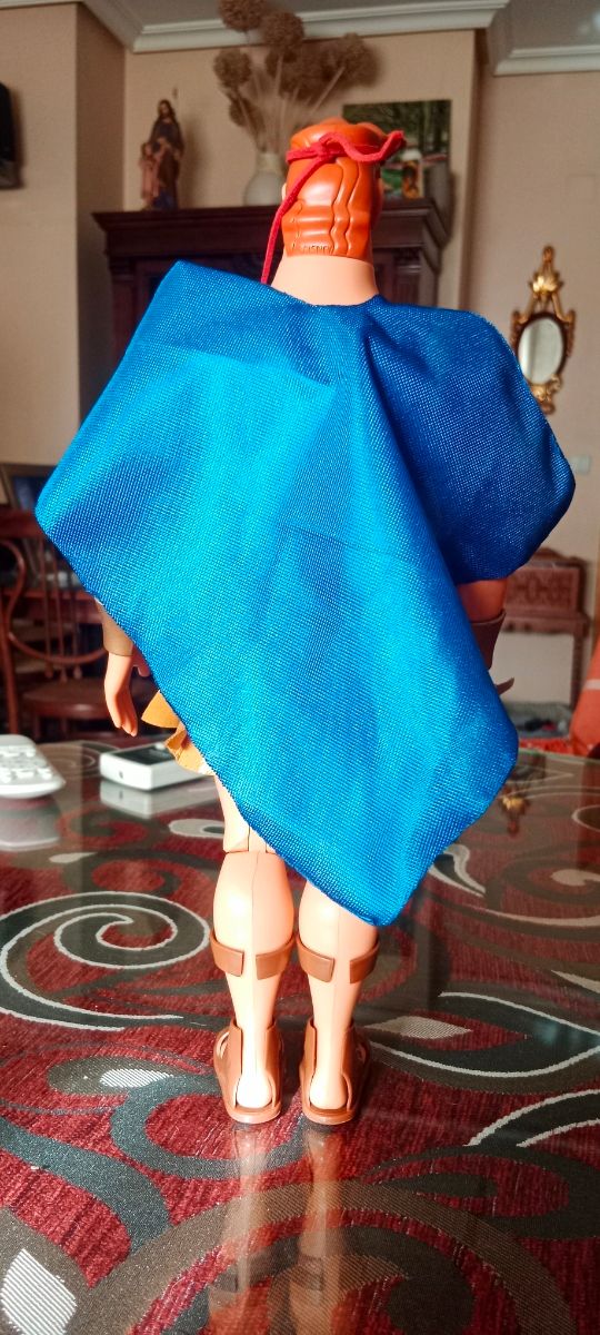 Muñeco Golden Glow Mattel