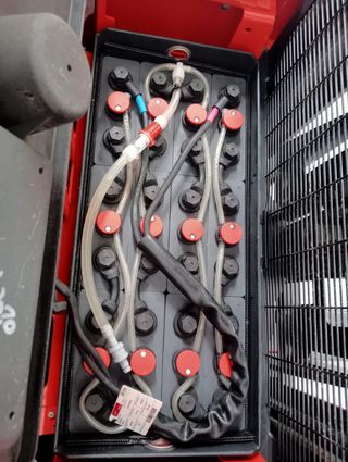 Apilador Eléctrico Linde E14