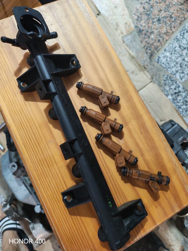 Inyectores Peugeot 2.0i 16v - 4uds