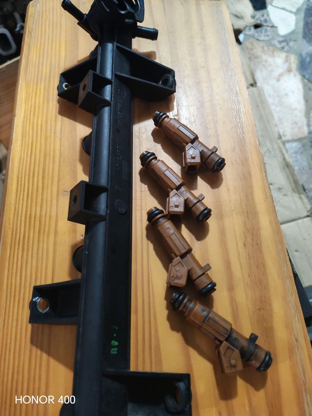 Inyectores Peugeot 2.0i 16v - 4uds