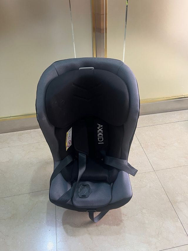 Silla Axkid Movekid contramarcha y retrovisor