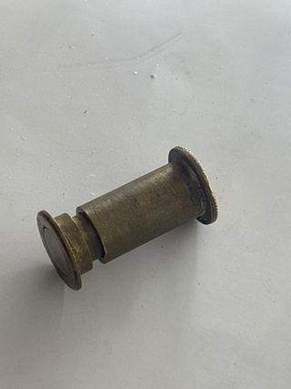 Herrajes puerta entrada - Bisagras y pomo