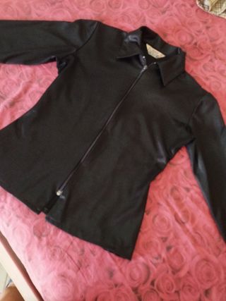 Blusa nera AYRIDO manica lunga