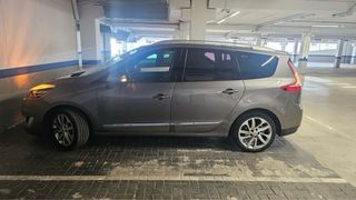 Renault Grand Scenic 2013