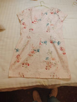 Vestido floral rosa