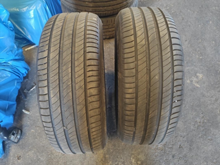 juego de 2 neumáticos 235/55R18, año 2024.