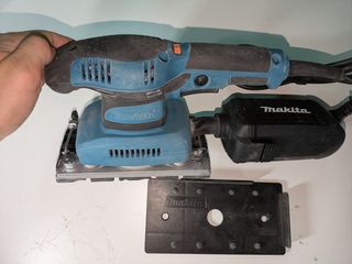 Lixadora de Acabamento BO3711 Makita 230V