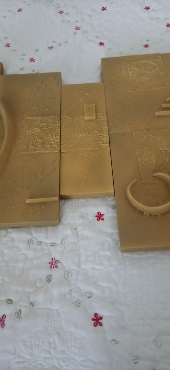Tríptico decorativo resina - dorado