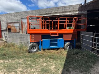 Plataforma tijera elevadora 4x4