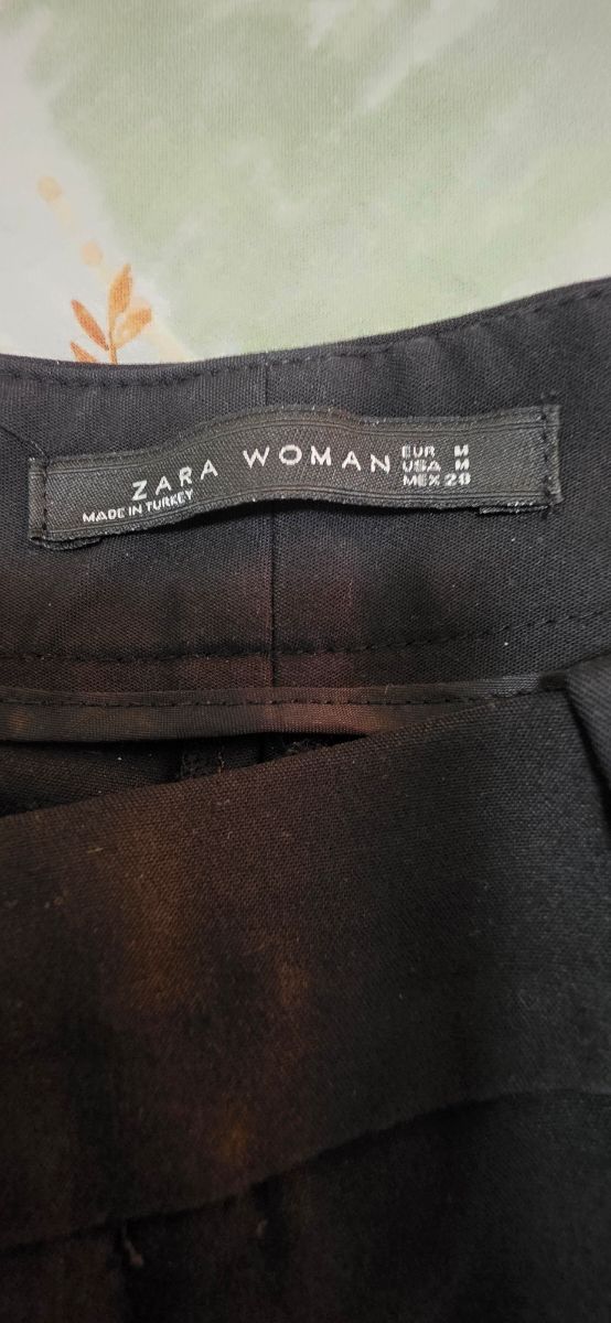 Pantalones Zara negros
