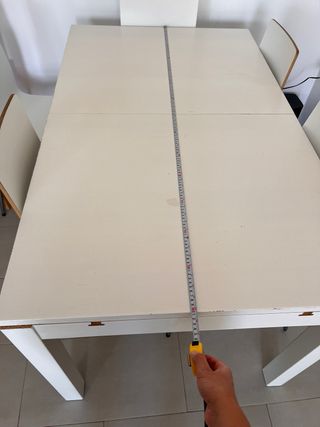Mesa extensible IKEA blanca + 4 sillas