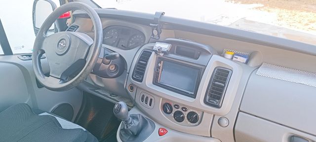 Opel Vivaro 2006
