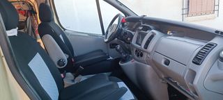 Opel Vivaro 2006