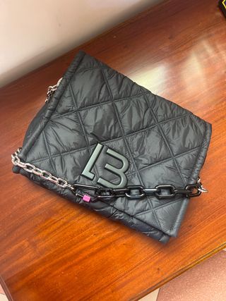 Bolso Bimba & Lola acolchado negro