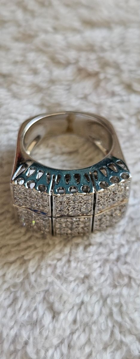 Anillo oro blanco 18k diamantes