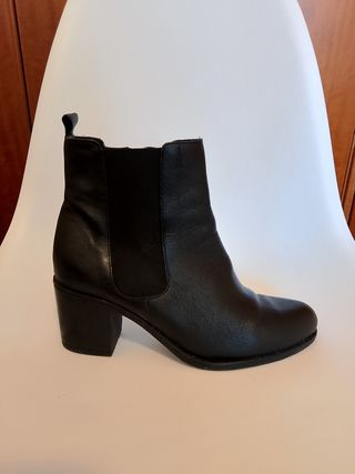 Botines negros piel mujer