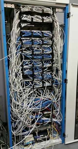 Instalación cableado red + Wifi