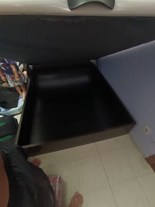 Canapé abatible 135cm marrón